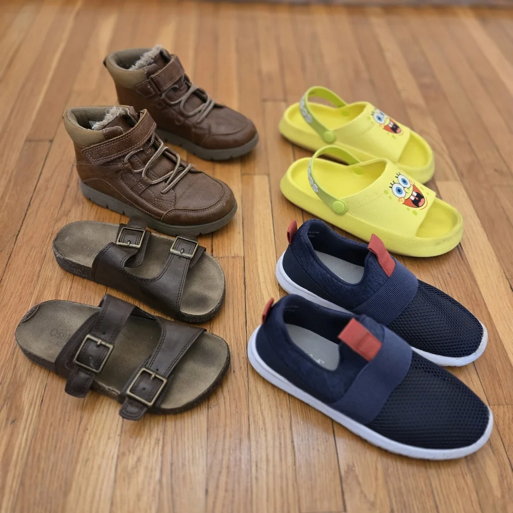 Osh Kosh Shoe Bundle, Sizes Little Boys 13 & Blue Shoe Size 1 - Picture 1 of 12